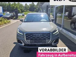 Grau Gebraucht 2020 Audi Q2 Sport SUV | 22.499 € (Fairer Preis)