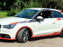 Weiß Gebraucht 2010 Audi A1 Kleinwagen | 7.999 € (Guter Preis)