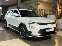 Weiß Gebraucht 2022 Kia e-Niro SUV | 25.000 € (Fairer Preis)