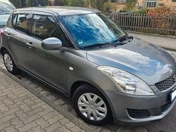 Grau Gebraucht 2011 Suzuki Swift Club Limousine | 3.990 € (Guter Preis)