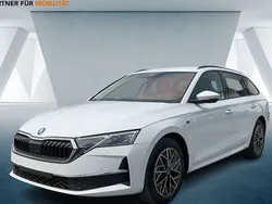 Weiß Neu 2025 Skoda Octavia Tour Kombi | 36.689 € (Fairer Preis)