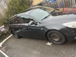 Schwarz Gebraucht 2011 Opel Insignia Kombi | 1.800 € (Guter Preis)