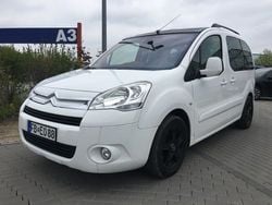 Weiß Gebraucht 2009 Citroën Berlingo Van / Kleinbus | 9.487 €