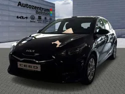 Schwarz Neu 2024 Kia Ceed Comfort Limousine | 26.190 € (Fairer Preis)