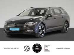 Grau Gebraucht 2023 VW Passat Business Kombi | 23.450 € (Fairer Preis)