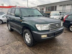 Grün Gebraucht 2002 Toyota Land Cruiser Executive SUV | 17.000 €