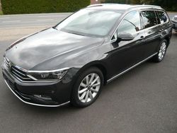 Grau Gebraucht 2023 VW Passat Elegance Kombi | 24.990 € (Etwas zu teuer)