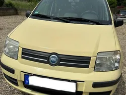 Gelb Gebraucht 2007 Fiat Panda Kleinwagen | 1.400 € (Fairer Preis)