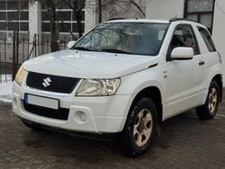 Weiß Gebraucht 2006 Suzuki Grand Vitara SUV | 2.500 € (Guter Preis)