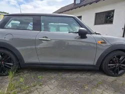 Moonwalk grey Gebraucht 2017 Mini ONE Kleinwagen | 11.900 € (Fairer Preis)