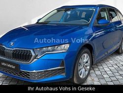 Blau Neu 2025 Skoda Octavia Selection Kombi | 32.470 € (Guter Preis)