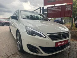 Weiß Gebraucht 2016 Peugeot 308 Allure GT-Line Kombi | 11.250 € (Guter Preis)