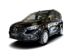 Schwarz Gebraucht 2023 Mercedes Citan 113 Kombi | 29.649 € (Etwas zu teuer)