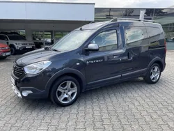 Grau Gebraucht 2019 Dacia Dokker Stepway Van | 15.940 € (Etwas zu teuer)