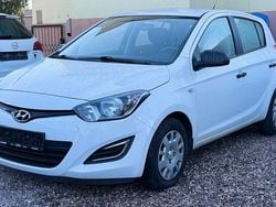 Weiß Gebraucht 2014 Hyundai i20 Kleinwagen | 7.900 € (Guter Preis)