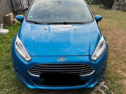 Blau Gebraucht 2014 Ford Fiesta Titanium Kleinwagen | 6.100 € (Fairer Preis)