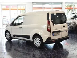 Weiß Gebraucht 2021 Ford Transit Trend Van / Kleinbus | 11.770 € (Guter Preis)