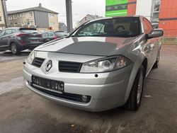 Grau Gebraucht 2006 Renault Mégane Cabriolet Privilege Cabrio | 2.990 € (Teuer)