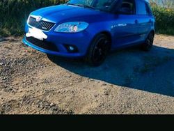Blau Gebraucht 2013 Skoda Fabia vRS Kleinwagen | 9.550 €