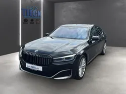 Schwarz Gebraucht 2022 BMW 740L Limousine | 59.870 € (Guter Preis)
