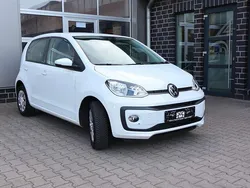 Weiß Gebraucht 2021 VW up! Basis Kleinwagen | 10.490 € (Guter Preis)