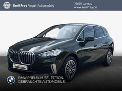 Grün Gebraucht 2022 BMW 218 Active Tourer Luxury Line Van / Kleinbus | 24.990 € (Fairer Preis)