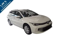 Pure white Gebraucht 2024 VW Golf VIII Style Kombi | 28.690 € (Etwas zu teuer)