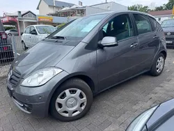 Grau Gebraucht 2011 Mercedes A180 Kleinwagen | 5.900 € (Etwas zu teuer)