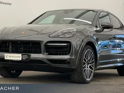 Gelb Gebraucht 2023 Porsche Cayenne S SUV | 87.999 €