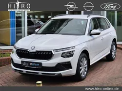 Weiß Gebraucht 2024 Skoda Kamiq Selection SUV | 21.990 € (Fairer Preis)