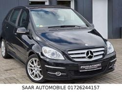 Schwarz Gebraucht 2011 Mercedes B180 Van / Kleinbus | 2.999 € (Fairer Preis)