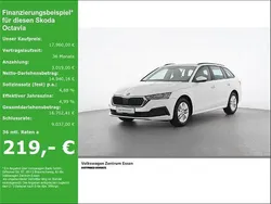 Weiß Gebraucht 2022 Skoda Octavia Active Kombi | 17.960 € (Guter Preis)