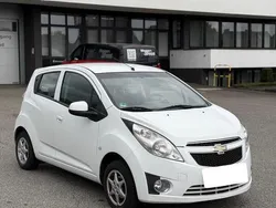Weiß Gebraucht 2012 Chevrolet Spark LS Kleinwagen | 2.500 € (Fairer Preis)
