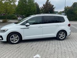 Weiß Gebraucht 2018 VW Touran R-line Van / Kleinbus | 18.300 € (Guter Preis)