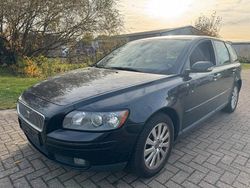 Schwarz Gebraucht 2004 Volvo V50 Momentum Kombi | 1.350 € (Guter Preis)
