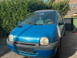 Blau Gebraucht 2005 Renault Twingo Kleinwagen | 600 €