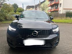 Schwarz Gebraucht 2018 Volvo XC40 R-Design SUV | 27.000 € (Teuer)