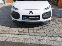Weiß Gebraucht 2015 Citroën C4 Cactus Kleinwagen | 4.950 € (Guter Preis)