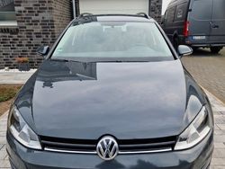 Grau Gebraucht 2016 VW Golf VII Kombi | 10.950 € (Etwas zu teuer)