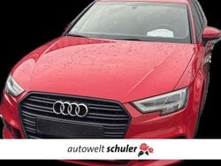 Tangorot metallic (metallic) Gebraucht 2019 Audi A3 S-Line Limousine | 19.880 € (Guter Preis)