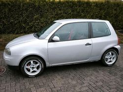 Grau Gebraucht 2004 Seat Arosa Kleinwagen | 1.450 € (Etwas zu teuer)