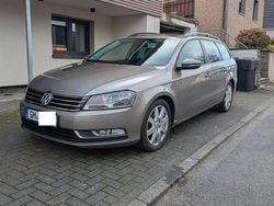 Braun Gebraucht 2012 VW Passat Comfortline Kombi | 8.999 € (Etwas zu teuer)