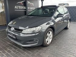 Grau Gebraucht 2016 VW Golf VII Highline Limousine | 7.990 € (Guter Preis)