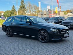 Schwarz Gebraucht 2019 Mercedes E200 Limousine | 20.990 € (Guter Preis)