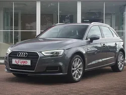 Grau Gebraucht 2020 Audi A3 Sportback Design Limousine | 22.950 € (Fairer Preis)
