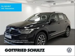 Schwarz Gebraucht 2022 VW Tiguan Life SUV | 26.890 € (Superpreis)