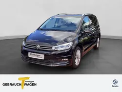 Schwarz Gebraucht 2024 VW Touran Highline Van / Kleinbus | 34.290 € (Fairer Preis)