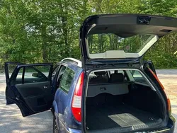 Blau Gebraucht 2005 Ford Mondeo Trend Kombi | 1.500 € (Guter Preis)