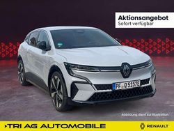 Rafalegrau Gebraucht 2025 Renault Mégane Komfort Limousine | 39.890 € (Teuer)
