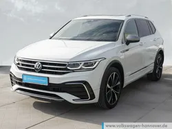 Weiß Gebraucht 2022 VW Tiguan R-line SUV | 42.490 € (Teuer)